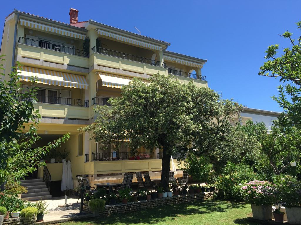 Apartments Kaja Barbat na Rabu Esterno foto